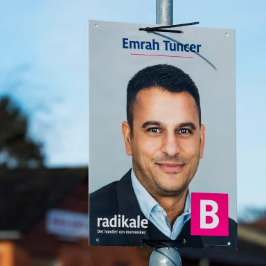 Billlede af Emrah Tuncers valgplakat